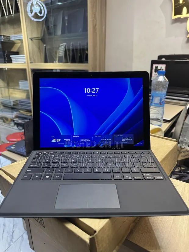 Laptop Dell Latitude 5290 8GB Intel Core i5 SSD 256GB · Photo 1