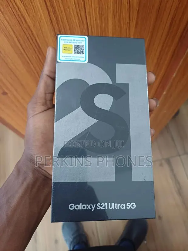 New Samsung Galaxy S21 Ultra 5G 128 GB Black · Photo 1
