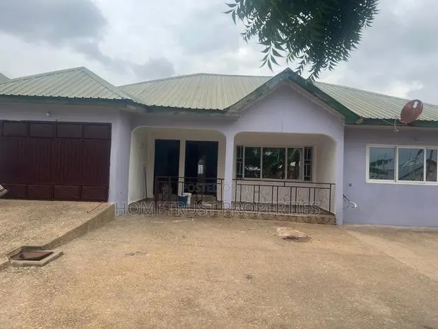 4bdrm House in Kwabenya Franco for rent · Photo 1