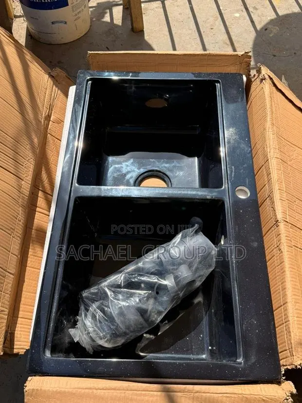 Quartz Kitchen Sink 86cm X 50cm · Photo 1
