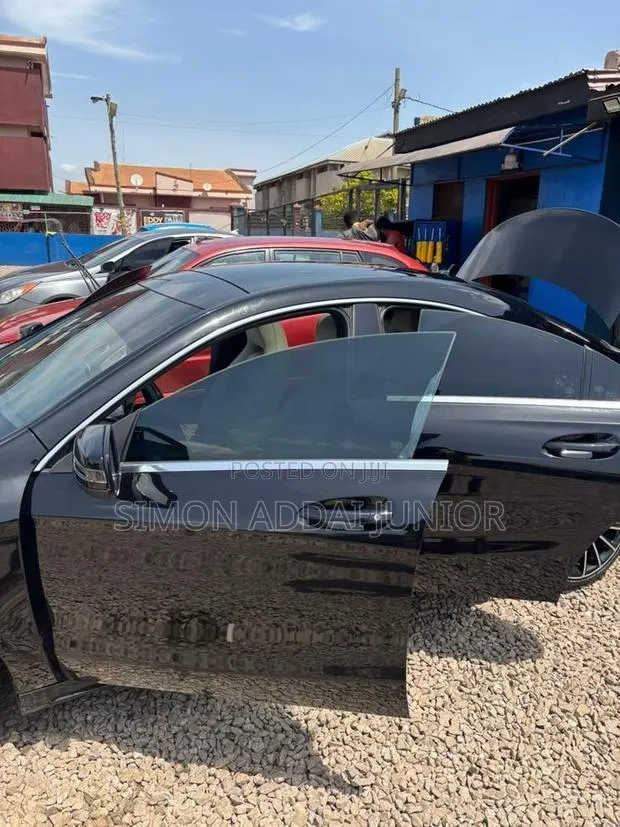 Mercedes-Benz C250 2015 Black · Photo 1