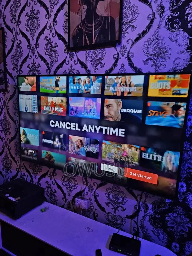 Samsung 48inh 4k Digital Satellite Smart · Photo 1