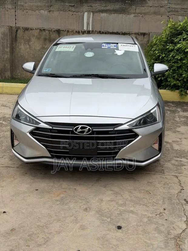Hyundai Elantra 2020 Gray · Photo 1