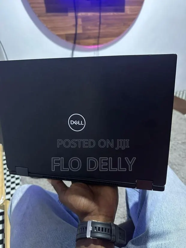 Laptop Dell Latitude 7390 16GB Intel Core i7 SSD 256GB · Photo 1