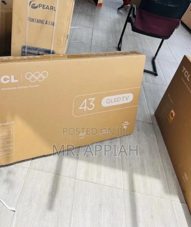 New Classic TCL 43” Smart Android TV(Black) · Photo 1