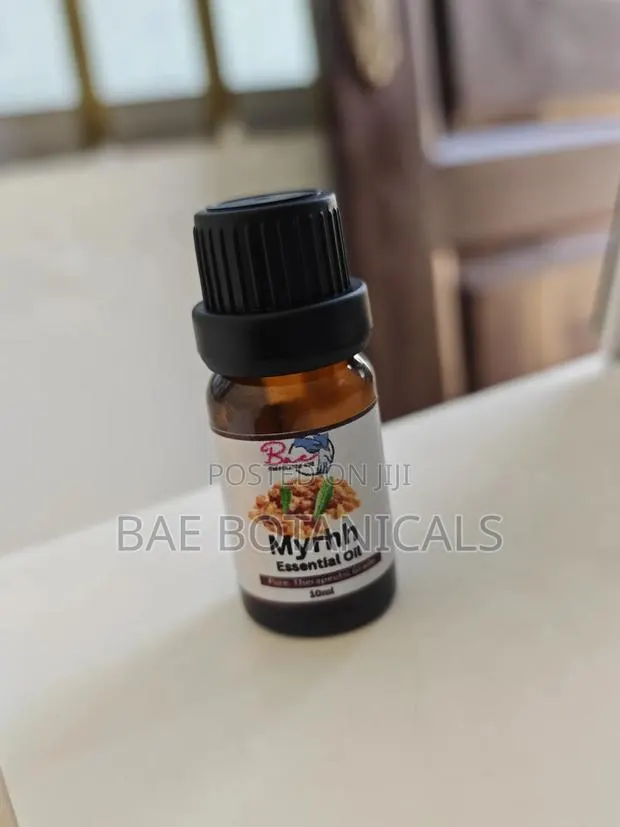 Myrhh Essential Oil · Photo 1