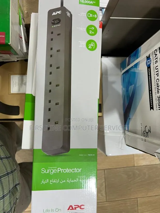 Apc Pme6b-Uk Surgearrest Essential Surge · Photo 1