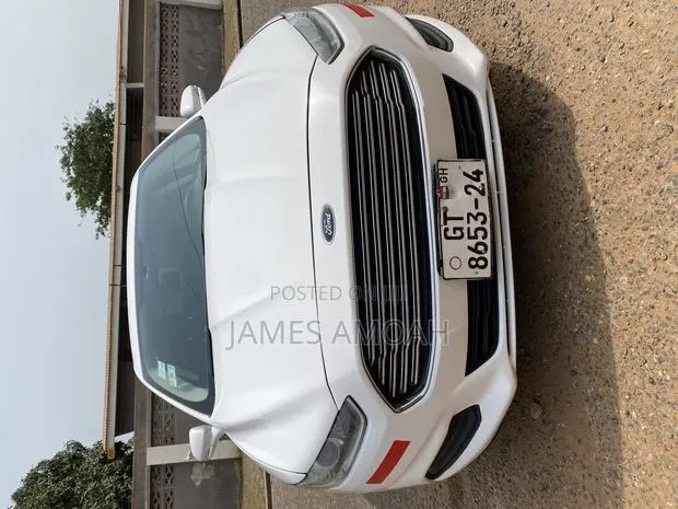 Solon Car for Rent · Photo 1