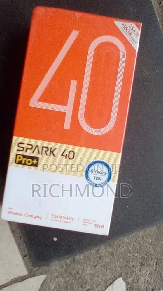 New Tecno Spark 40 Pro+ 256 GB Black · Photo 1