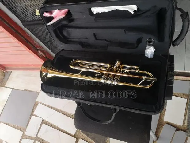 Lacquered Brass B♭ Trumpet · Photo 3