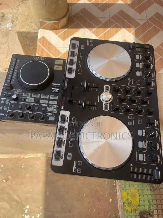 Reloop Beatmix Two Channel Dj Controller · Photo 1