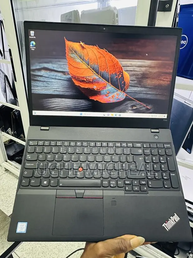 Laptop Lenovo ThinkPad P52s 32GB Intel Core i7 SSD 256GB · Photo 1