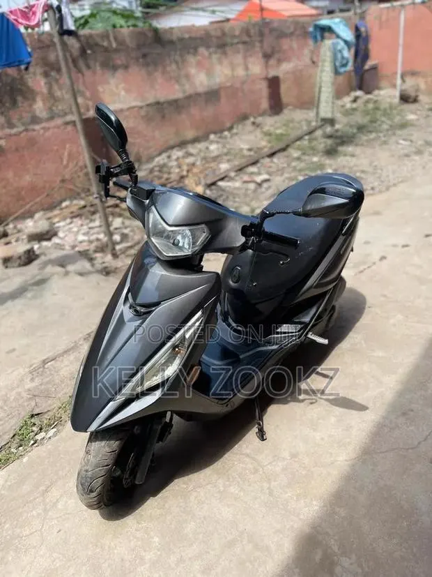 Kymco 2022 Black · Photo 1