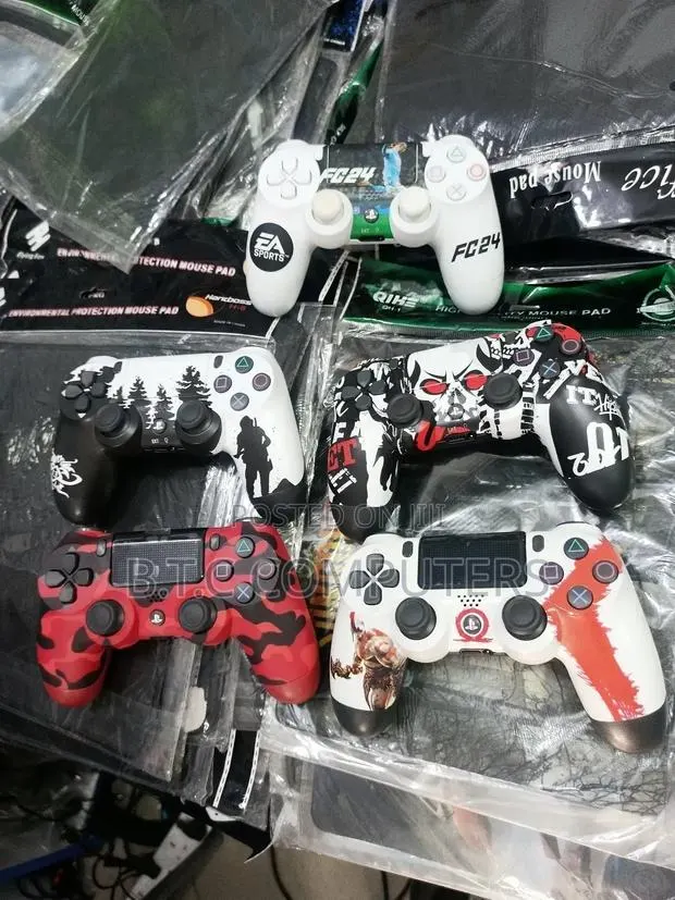 Original PS4 Controller · Photo 1