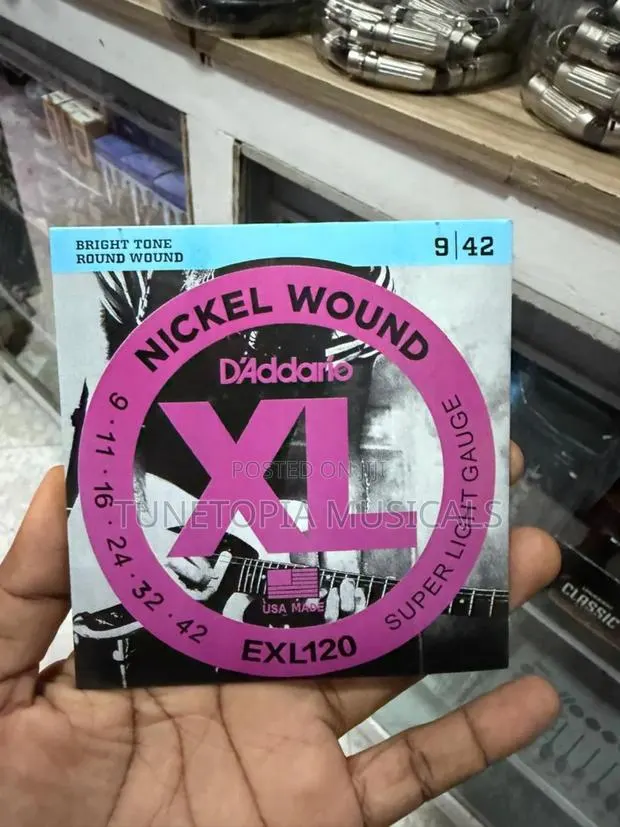 d'Addario Exl120 Xl Nickel Wound Electric Guitar Strings. · Photo 1