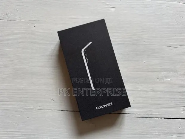New Samsung Galaxy S25 256 GB Black · Photo 1