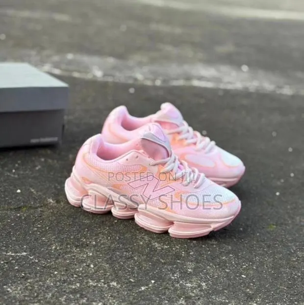 New Balance All Pink for Ladies · Photo 1