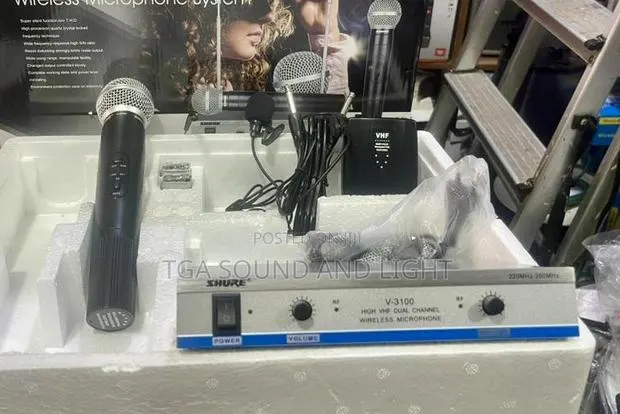 Shure v-3100 3-in-1 Wireless Microphone [Hand, Head Lapel] · Photo 1