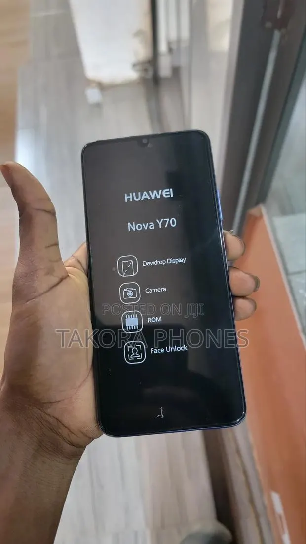 New Huawei Nova Y70 128 GB Purple · Photo 1