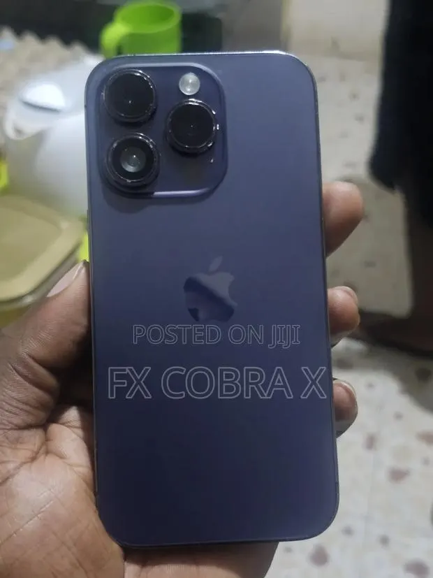 Apple iPhone 14 Pro 128 GB Purple · Photo 1