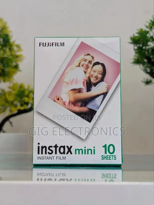FUJIFILM Instax Mini Instant Film (10 Sheet) · Photo 1