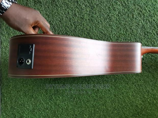 12strings Semi-Acoustic Guitar · Photo 5