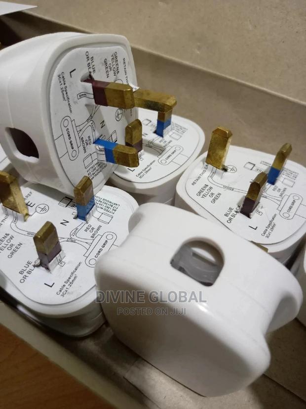 13A Fused ABB Plug · Photo 4