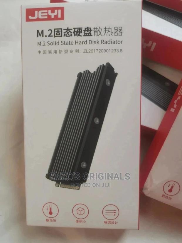 M.2 SSD Heatsink Radiator High Quality Original PS5 and PC · Photo 1