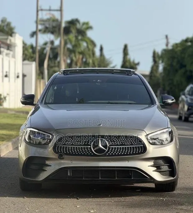 Mercedes-Benz E350 2020 · Photo 1