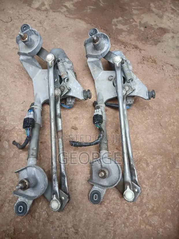 Toyota Voxy Wiper Motors · Photo 1