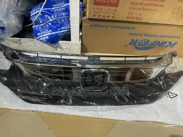 Honda Civic 2017 2018 2019 Grill · Photo 1