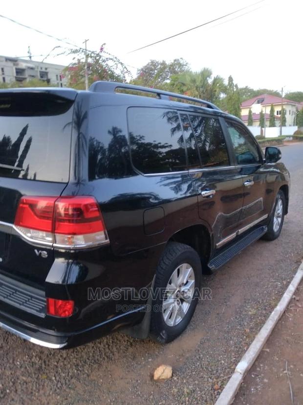 Car For Rent Land-cruisers For Rent In Ghana ๐ฌ๐ญ 4X4S Cars ยท Photo 5