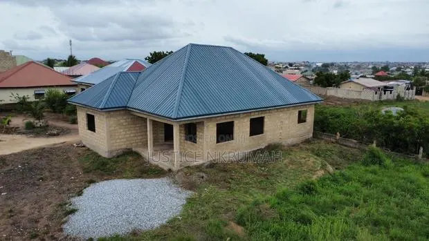 4bdrm Apartment in Mr Justice Estate, Nyanyano for sale · Photo 1