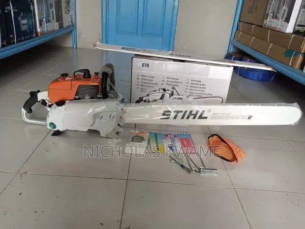 Stihl 36" Chainsaw Machine · Photo 1