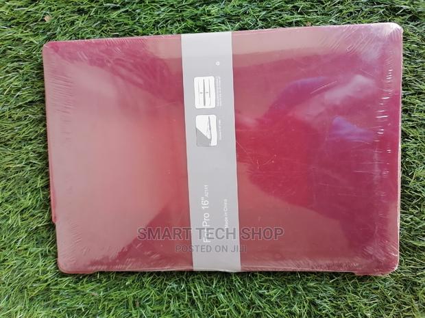 Protective Case for Macbook Pro 2019 16 Inches + Logo Cutout · Photo 4