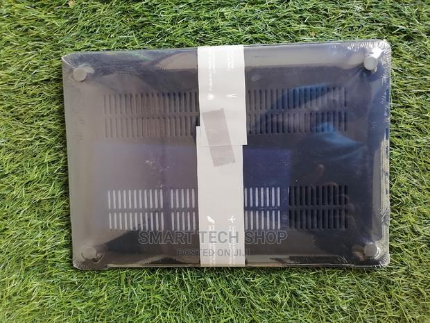 Protective Case for Macbook Pro 2019 16 Inches +Logo Cutout · Photo 1