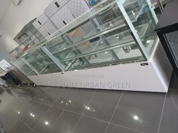 Display Fridge for Shopping Centers · Photo 1