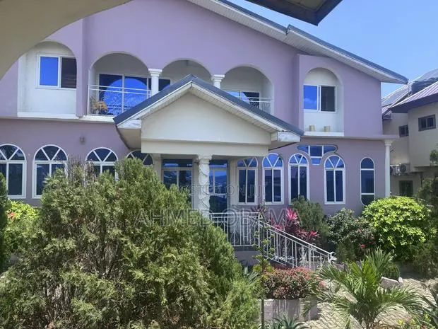 Furnished 6bdrm House in Old Barrier for sale · Photo 1