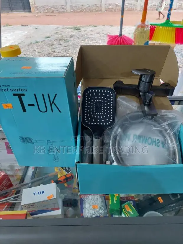 T-Uk F-2 Grey Luxury Shower Mixer Set · Photo 1