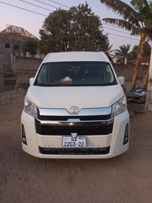 Buses Rentals. Rent a Buses for Tours and Weddings in Ghana · Photo 1