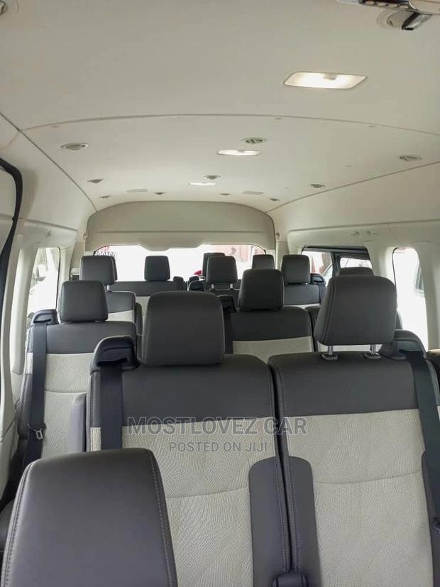Buses Rentals. Rent a Buses for Tours and Weddings in Ghana · Photo 2