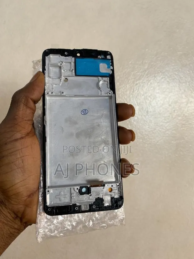 Samsung A32 Screen With Frame · Photo 1