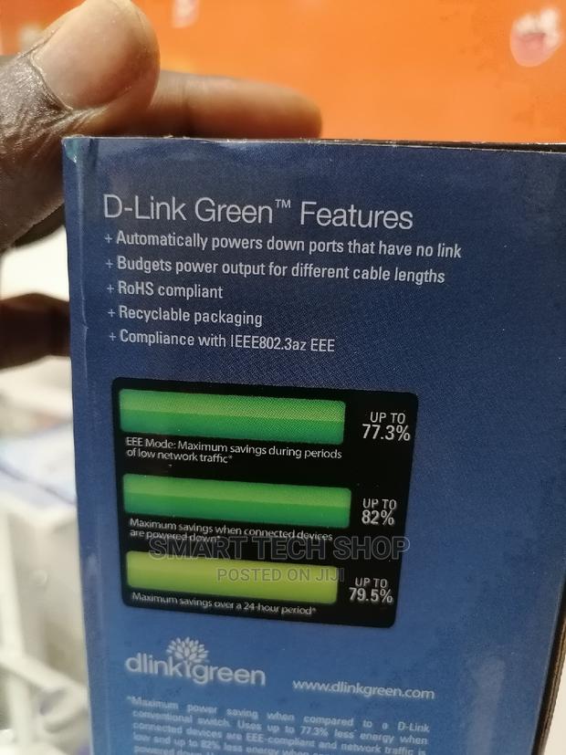 16 Port Dlink Desktop Gigabit Switch · Photo 6