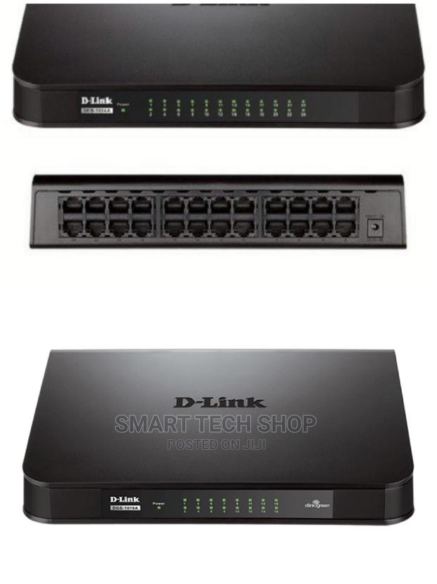 16 Port Dlink Desktop Gigabit Switch · Photo 1