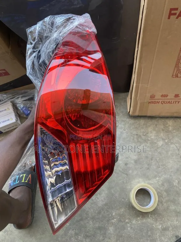 Hyundai Accent 2012 2013 2014 2015 2016 2017 Taillight · Photo 1
