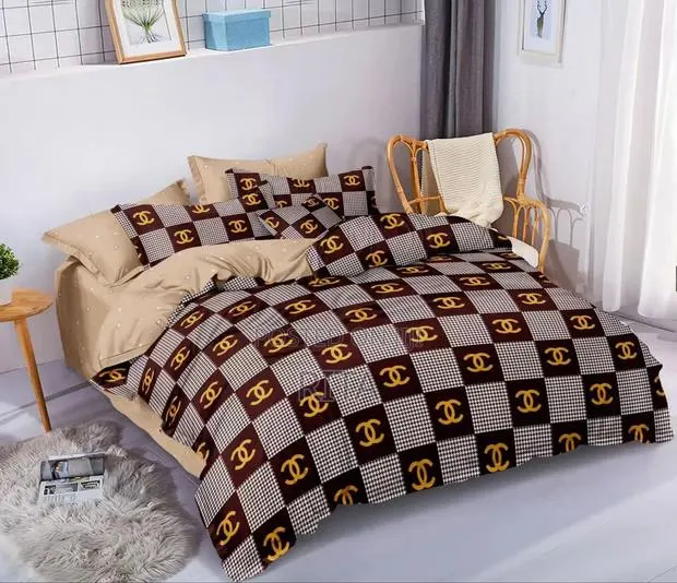 Quality 4 Pieces Set Bedsheet · Photo 6