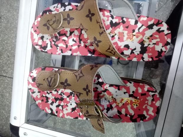 Nice Unisex Slip On · Photo 5