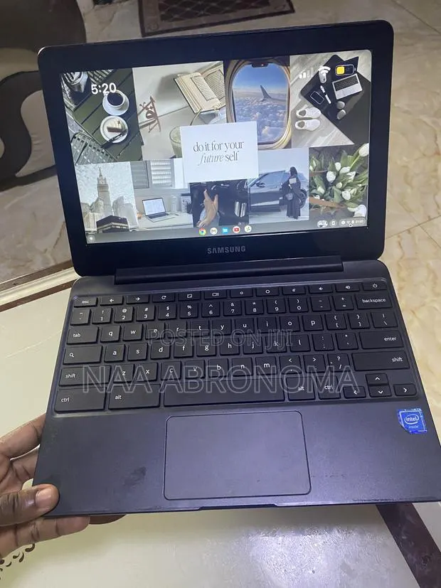 Laptop Samsung Chromebook 3 XE501 8GB eMMC 4T · Photo 1