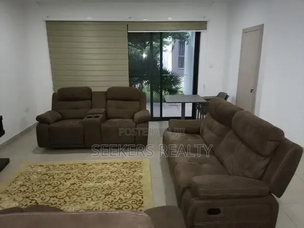 Furnished 2bdrm Penthouse in Cantonments for rent · Photo 1