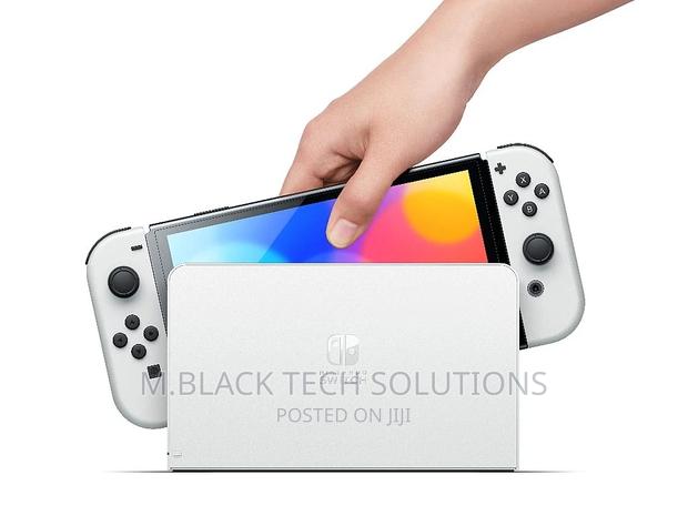 Nintendo Switch – Oled Model · Photo 2